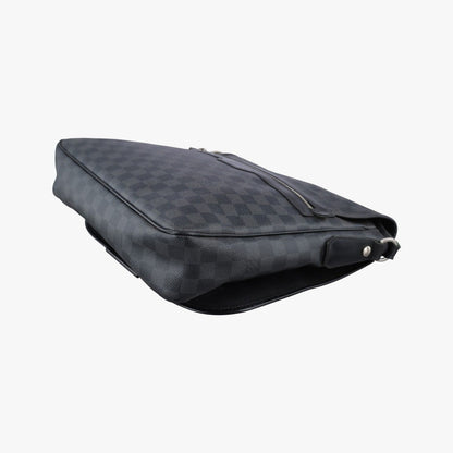 Louis Vuitton Daniel MM Noir Damier Graphite Messenger — view 6