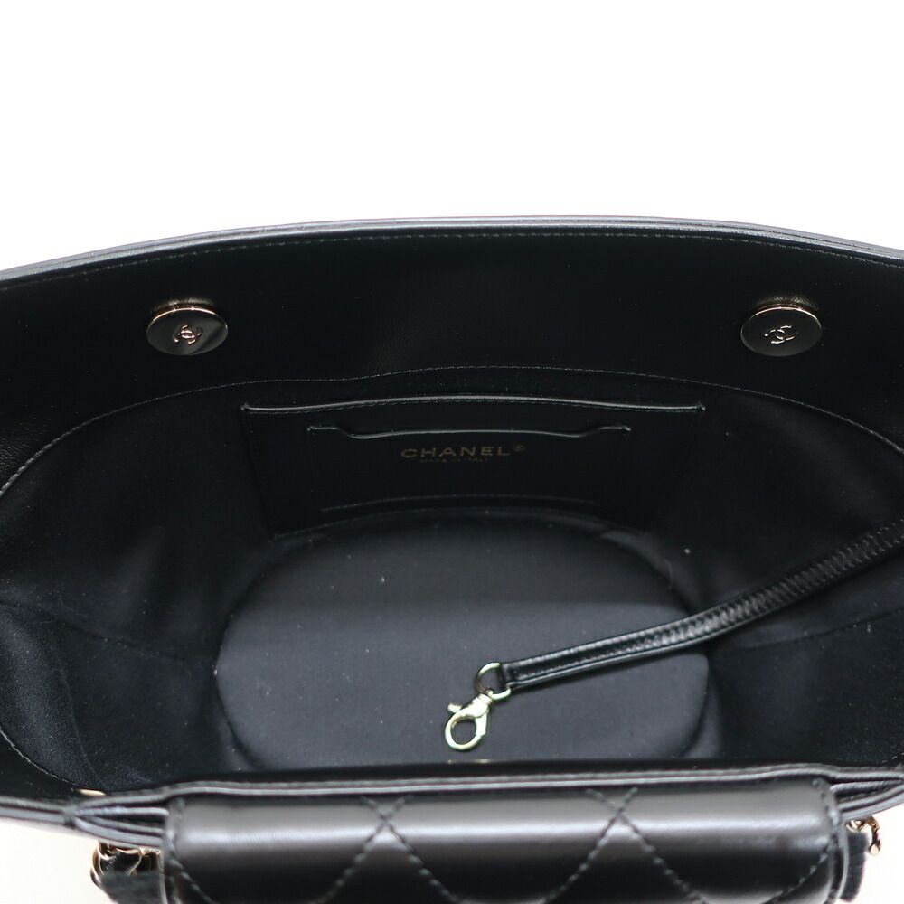 Chanel Ten Small Shopping Bag Blade Straw Lambskin Beige Black — view 5