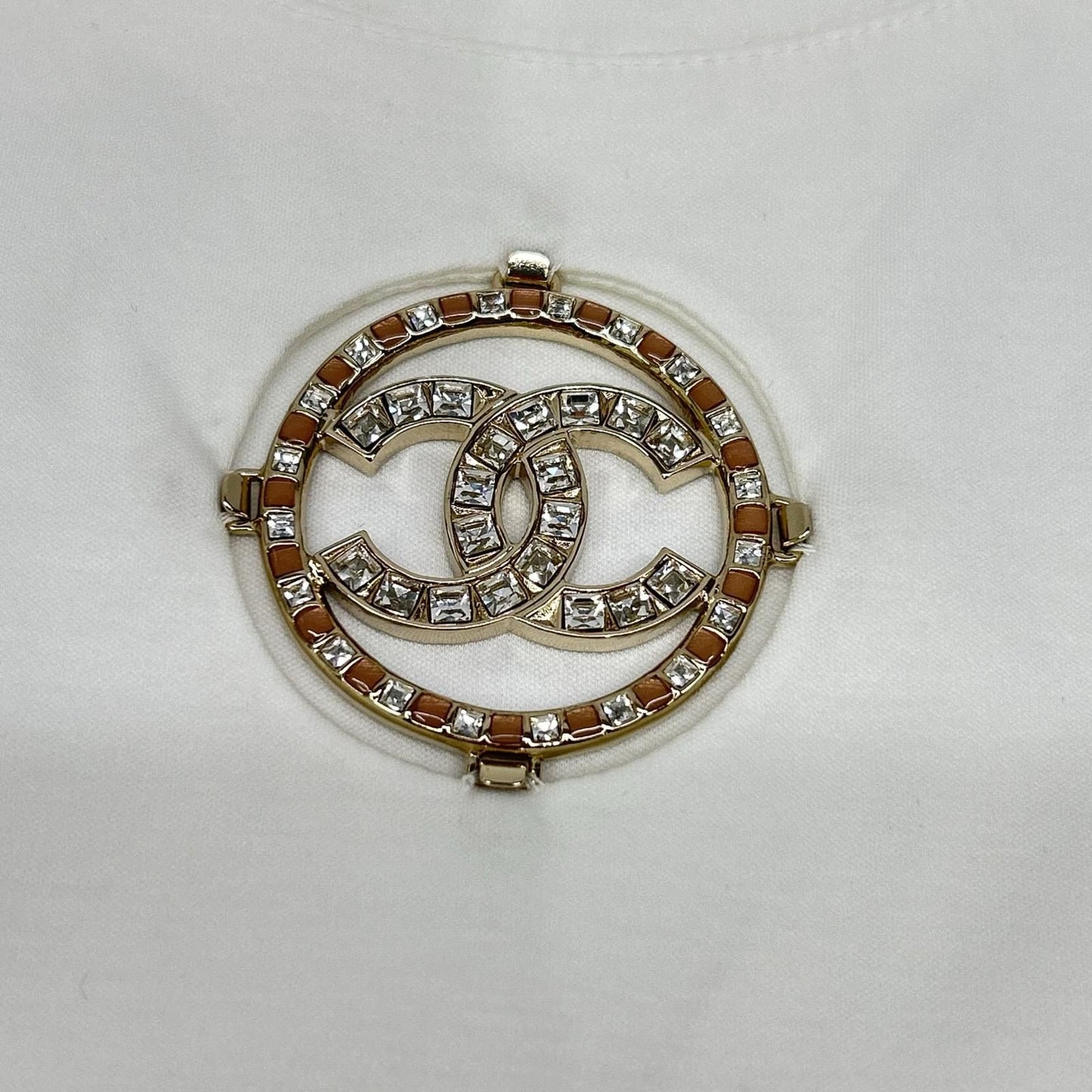Chanel CC Logo Brooch White T-Shirt — view 6