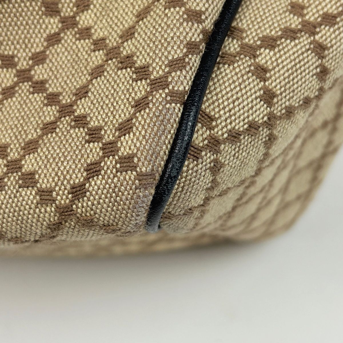 Gucci Diamante Ski Shoulder Bag Canvas Beige Black — view 3