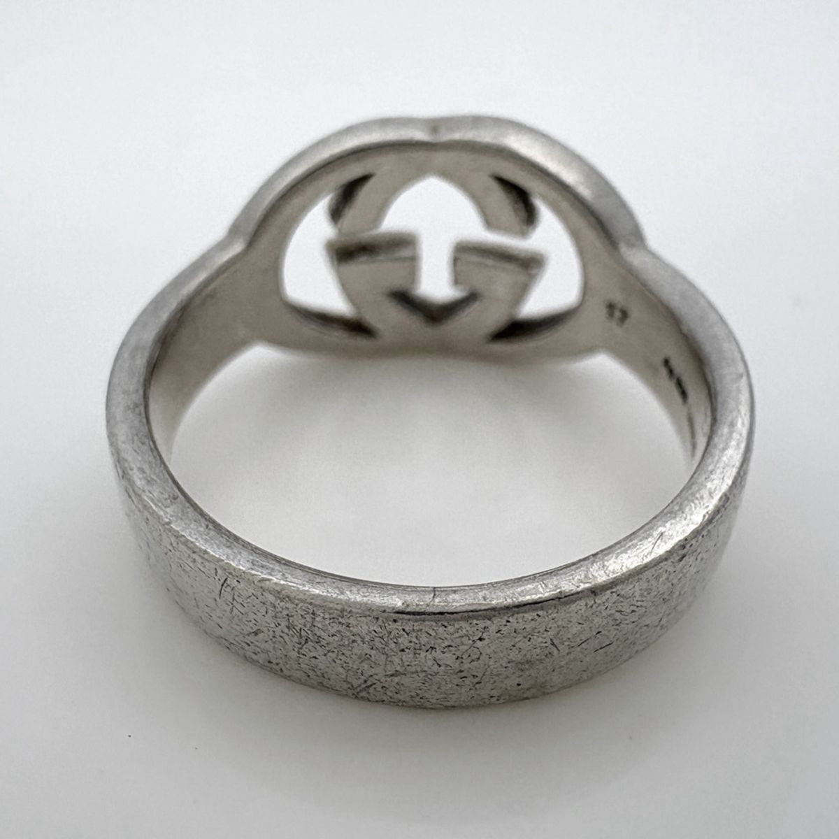 Gucci GG Logo Ring Interlocking No 15 925 Sterling Silver — view 3