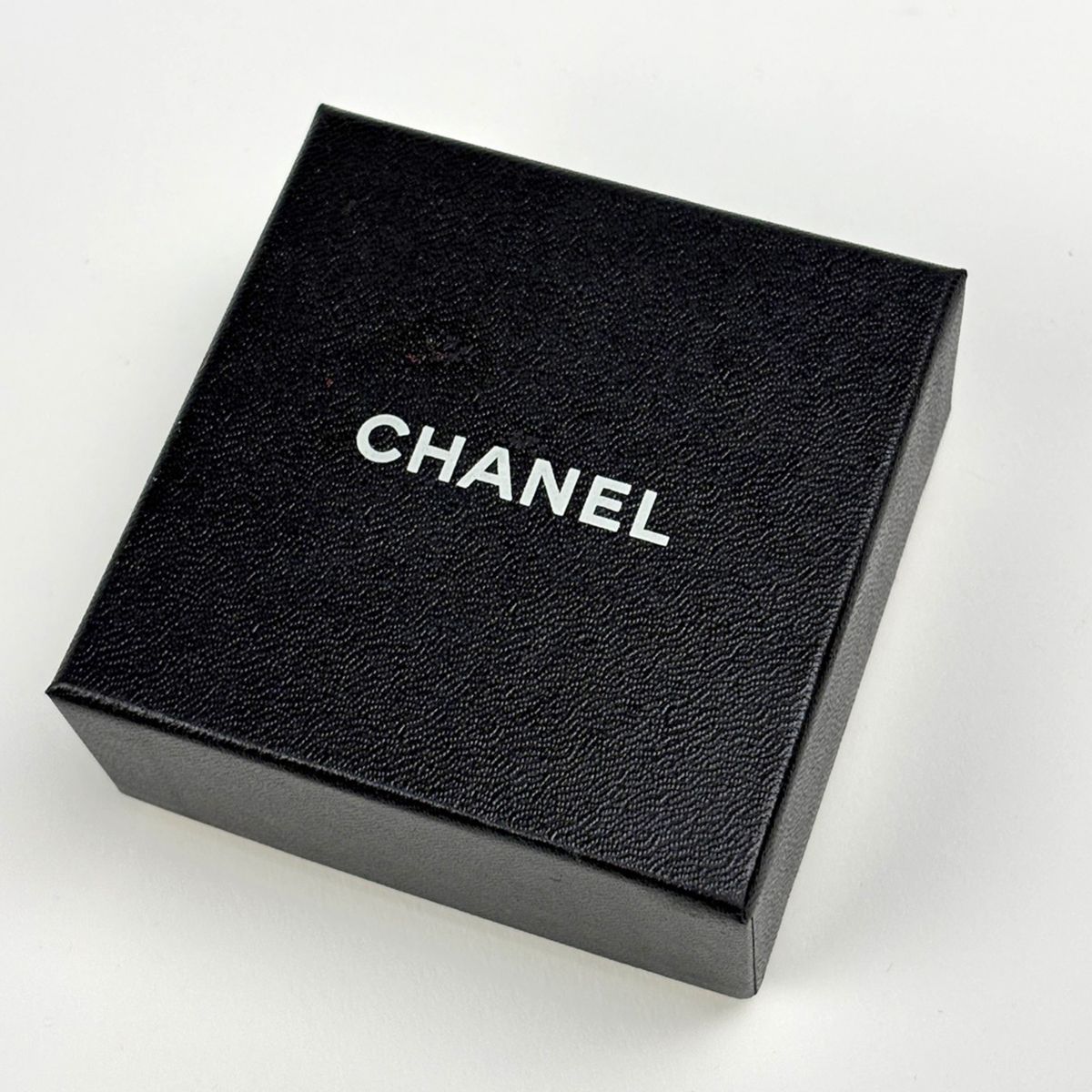 Chanel CC Logo Earrings Bell Swing Gripoix Gold Plated — view 7
