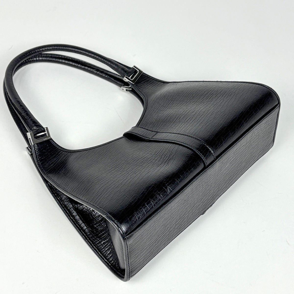 Gucci Jackie Line Shoulder Bag Leather Black — view 2