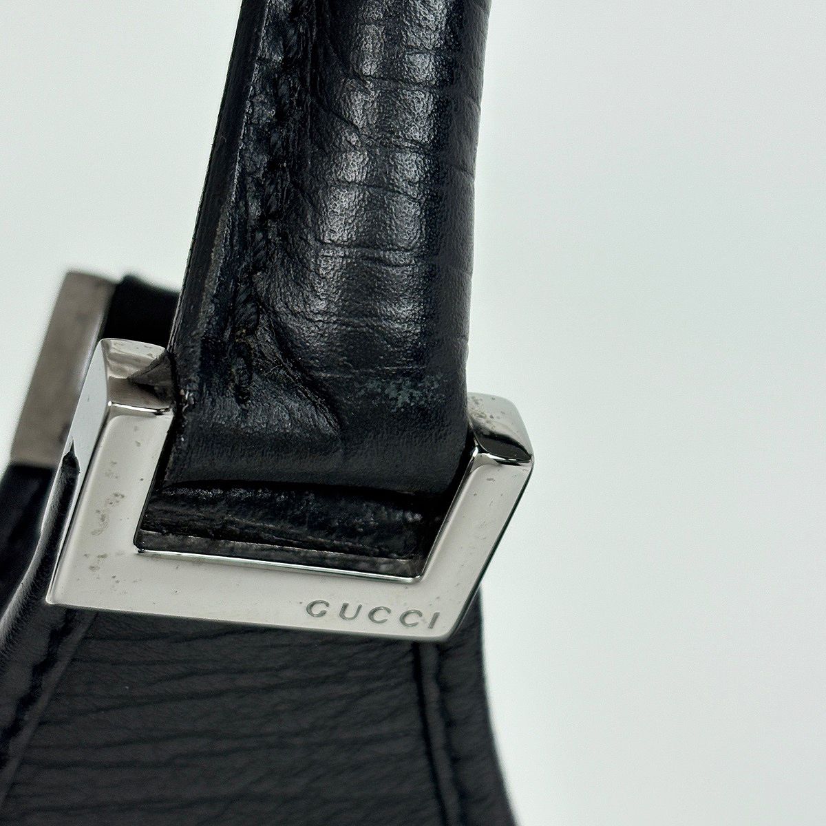 Gucci Jackie Line Shoulder Bag Leather Black — view 5
