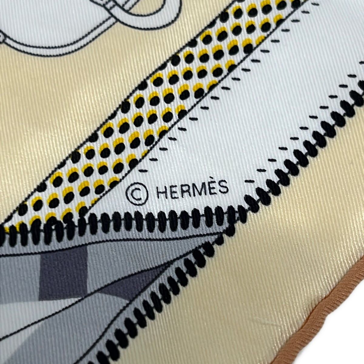 Hermes Scarf Carre Beige Dark Navy Multi Car Silk — view 2