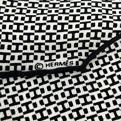 Hermes Scarf Rosange Ivory Black Pattern — view 2
