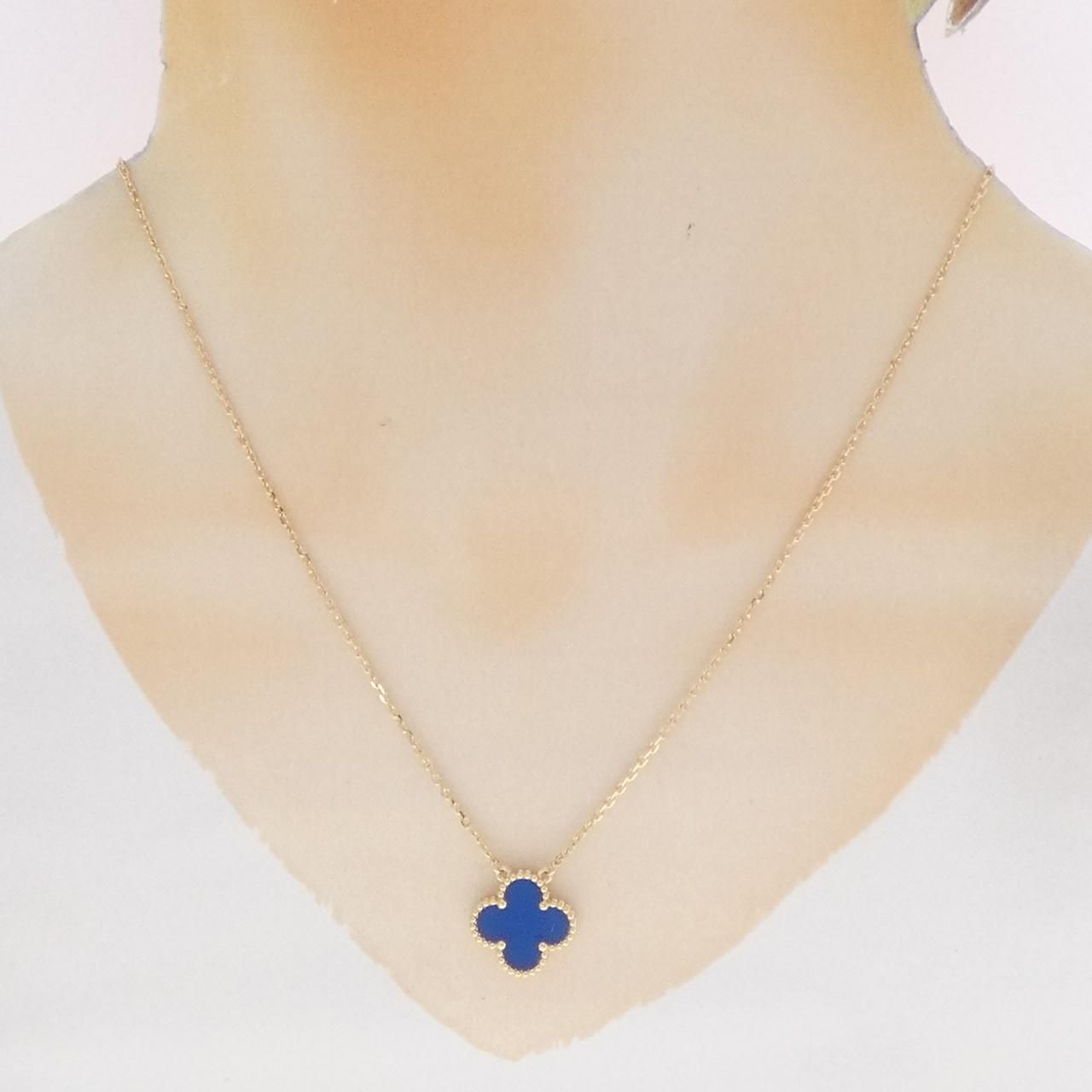 Van Cleef & Arpels Vintage Alhambra Necklace — view 5