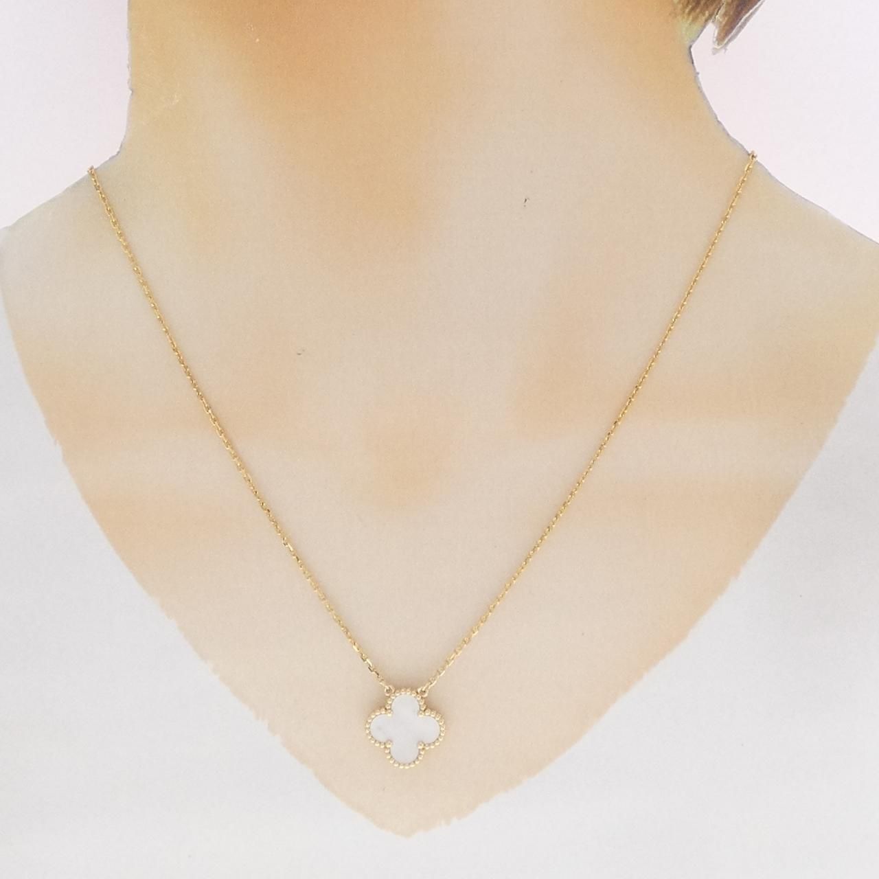 Van Cleef & Arpels Vintage Alhambra Necklace — view 5