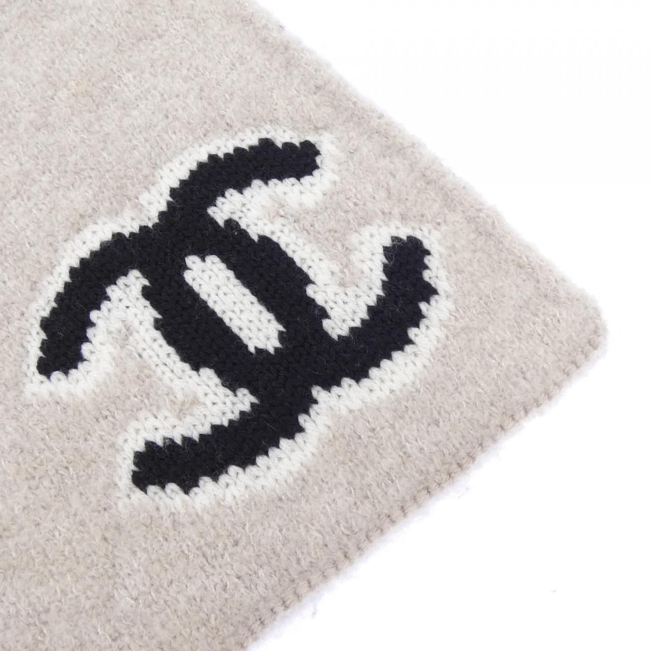 Chanel Scarf Beige — view 2