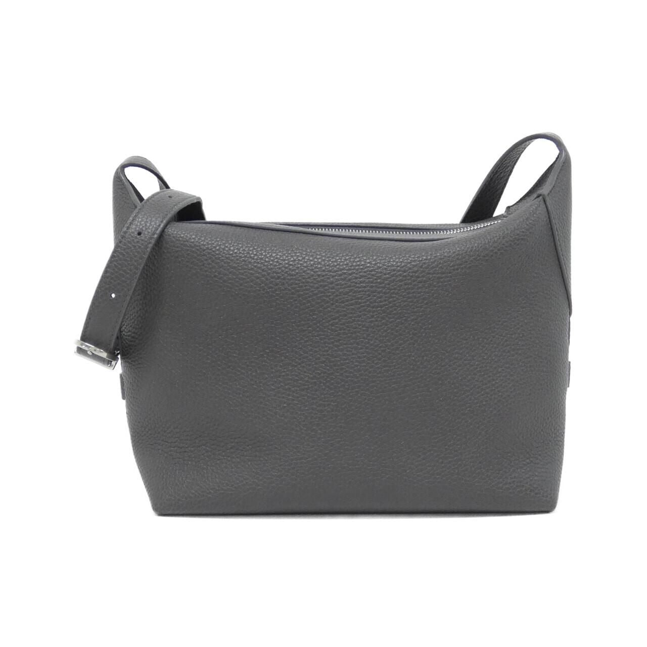 Celine Harry Shoulder
