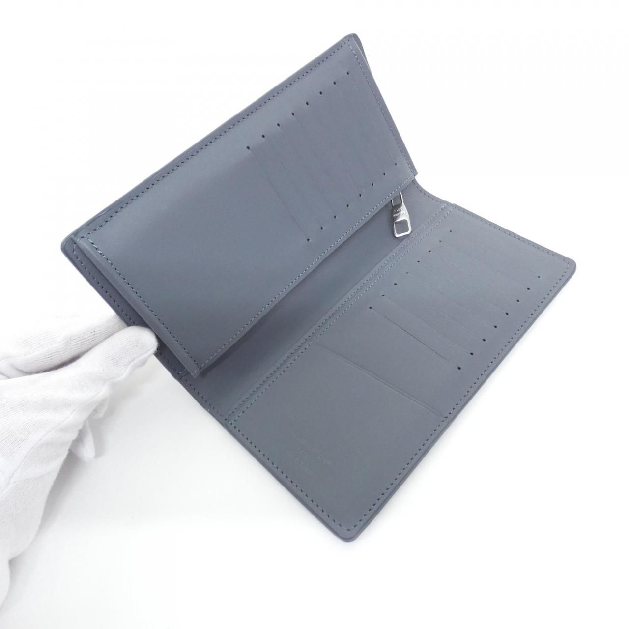 Louis Vuitton LV Aerogram Portefeuille Brazza Wallet — view 4