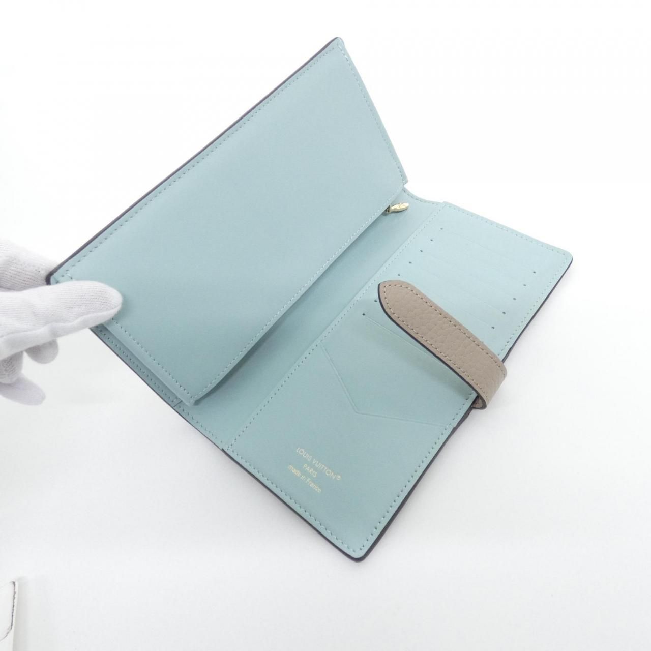 Louis Vuitton LV Vertical Wallet — view 6