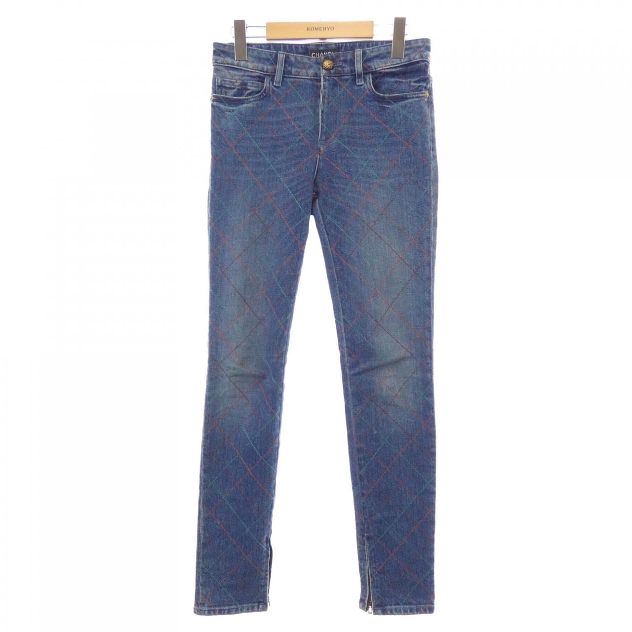 Chanel Jeans Blue