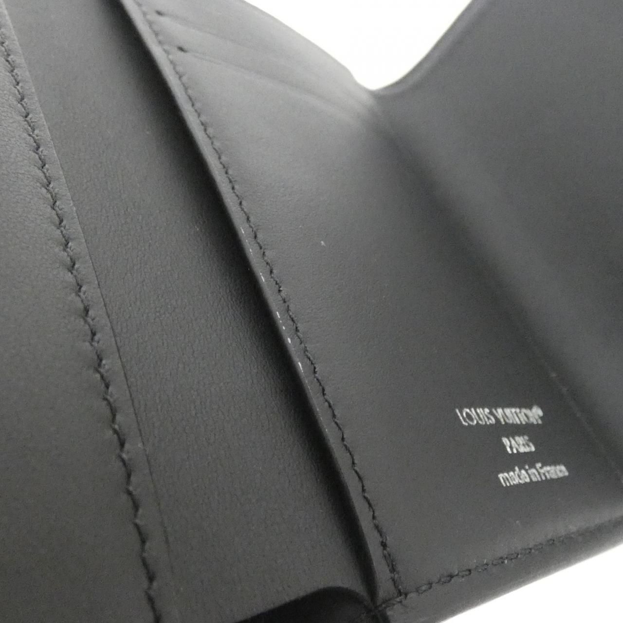 Louis Vuitton Mahina Portefeuille Victorine Wallet — view 4