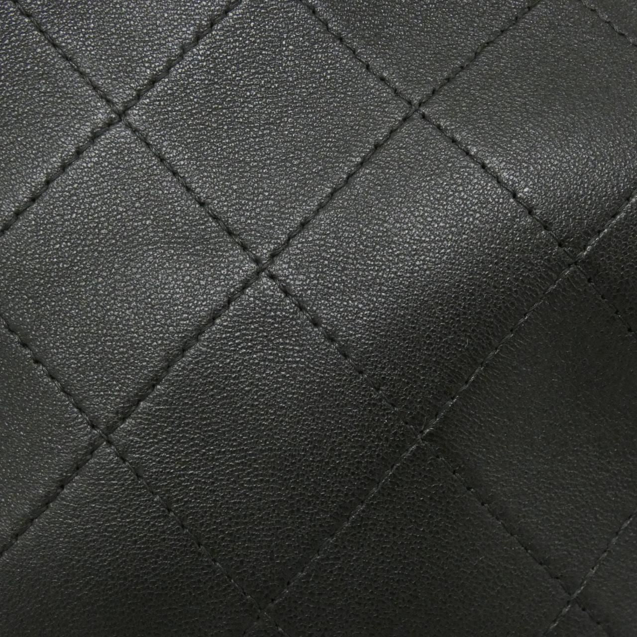 Chanel Bag Handbag Black — view 5