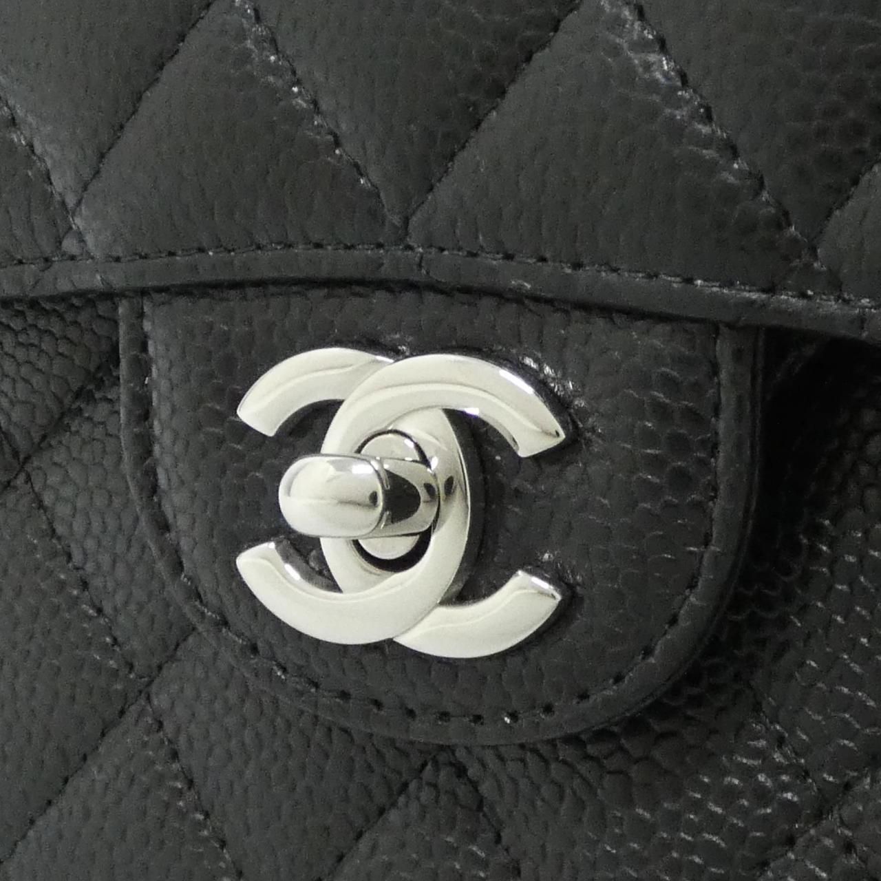 Chanel Shoulder Bag Black — view 4