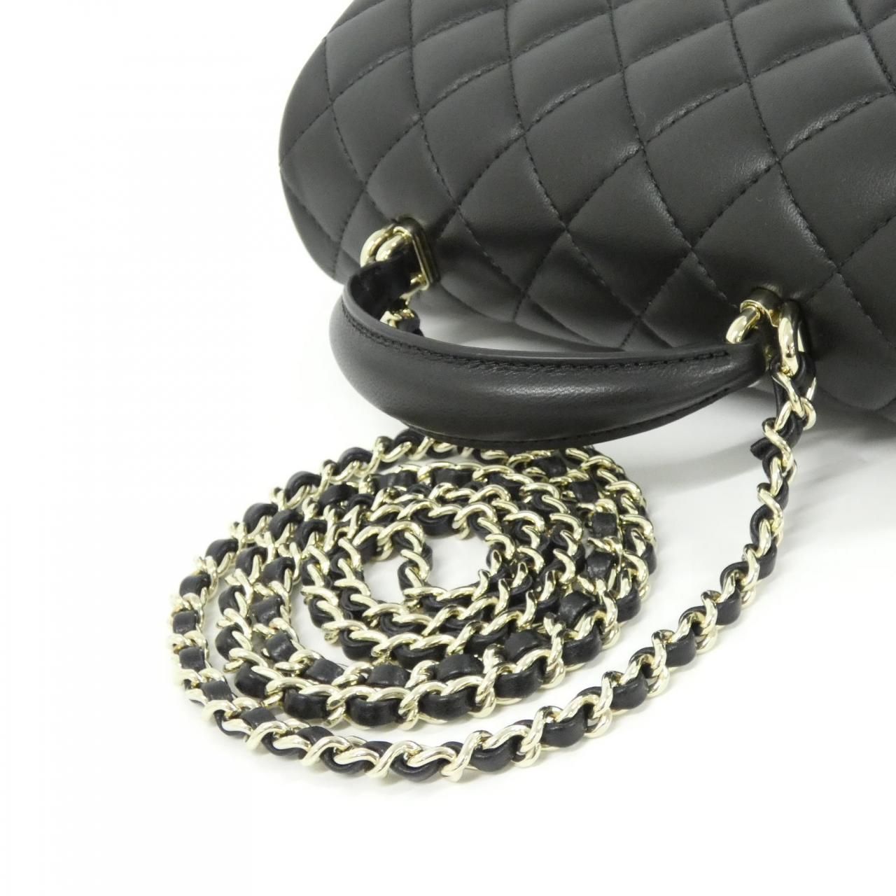 Chanel Bag Handbag Black — view 6