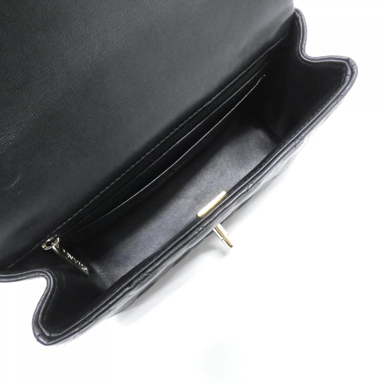 Chanel Bag Handbag Black — view 9