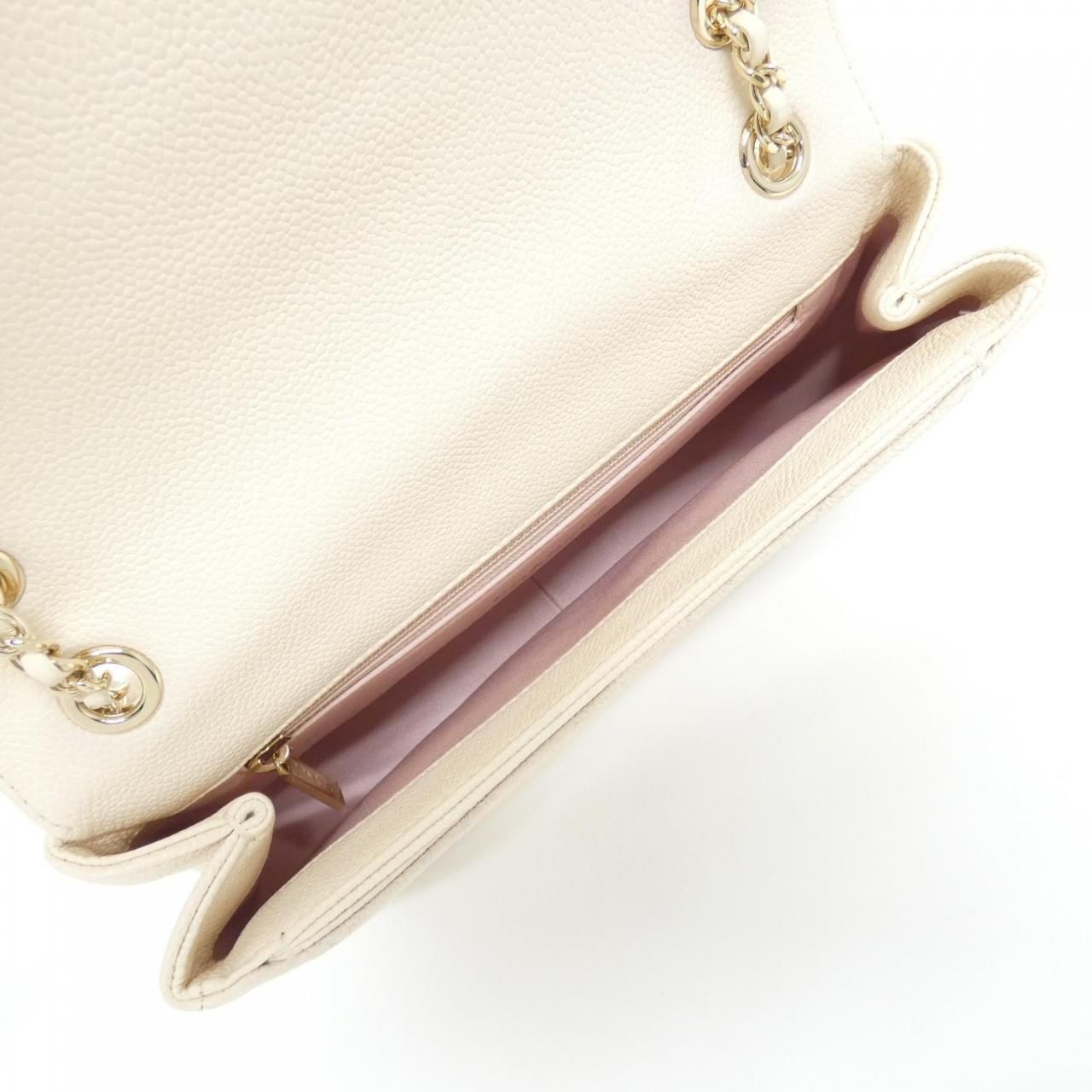 Chanel Shoulder Bag White — view 6