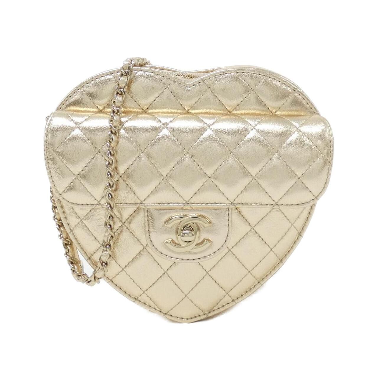 Chanel Shoulder Bag Gold