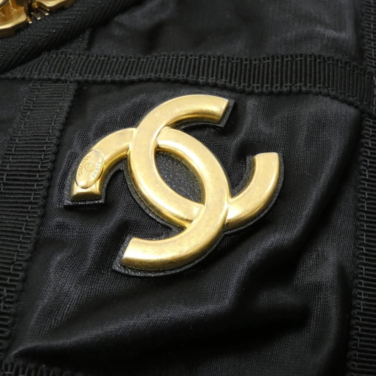 Chanel Boston Bag Travel Bags Black — view 4