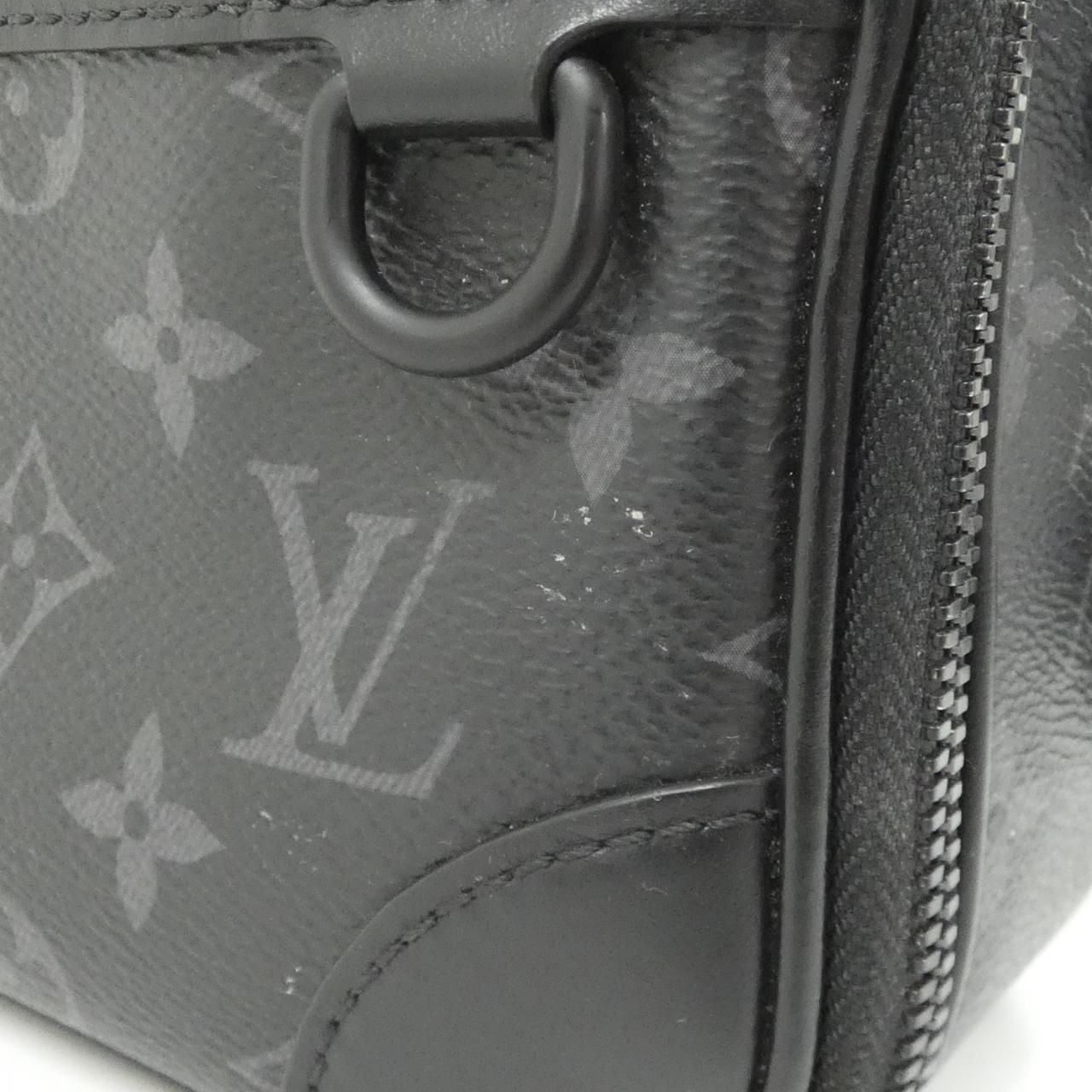 Louis Vuitton Monogram Eclipse Alpha Messenger Shoulder — view 5