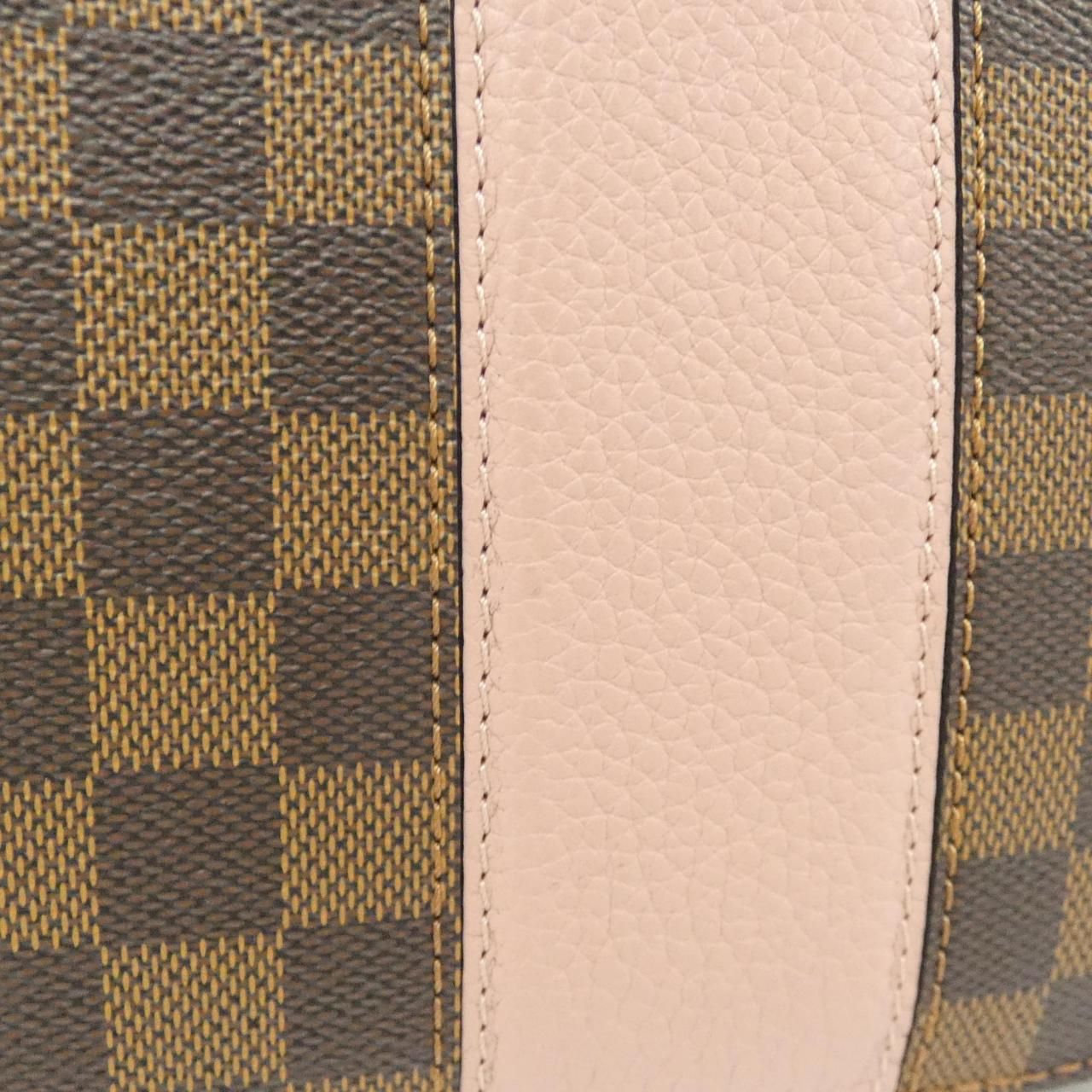 Louis Vuitton Damier White Shoulder — view 5
