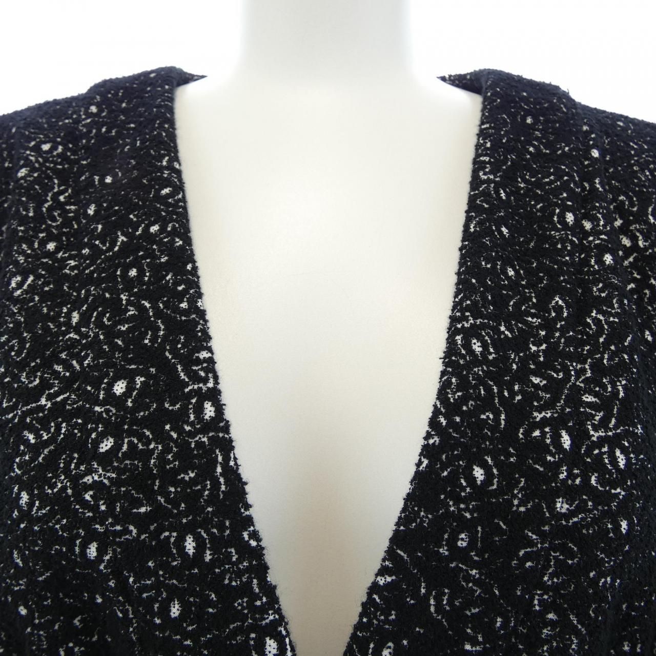 Chanel 25 Jacket Black — view 6