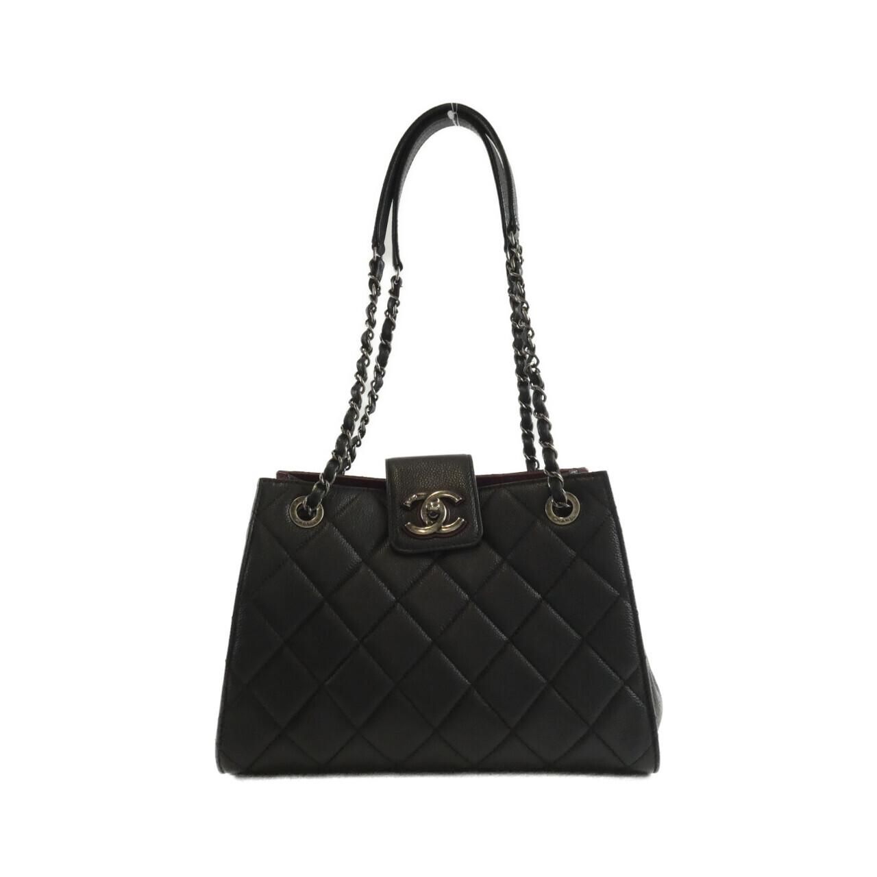 Chanel Shoulder Bag Black