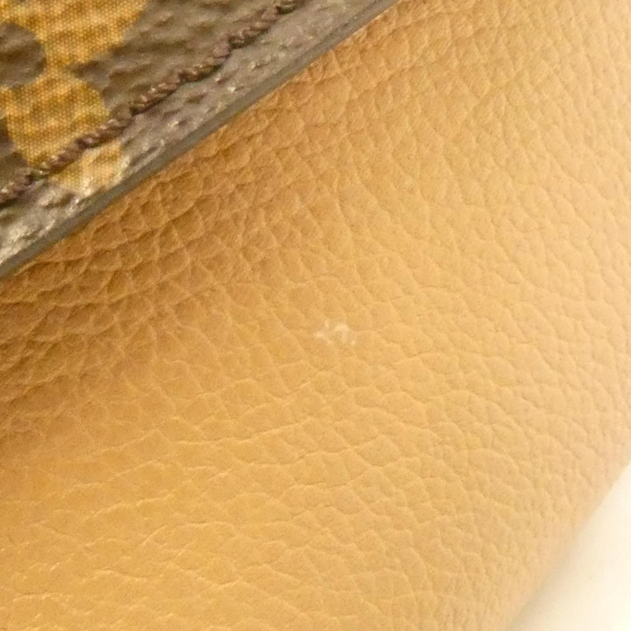 Louis Vuitton Monogram Marignan — view 5