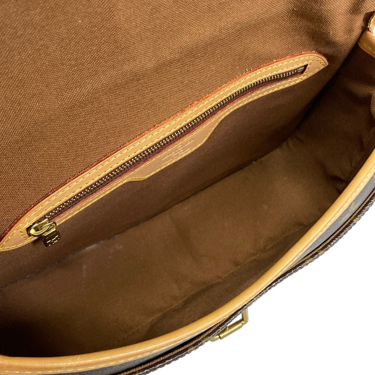 Louis Vuitton Shoulder Bag Monogram Sologne — view 7
