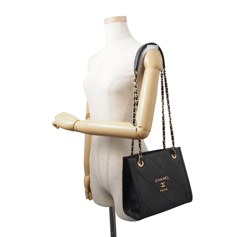 Chanel Chain Shoulder Bag Shopping Quilted CC Logo Lambskin Black — view 4