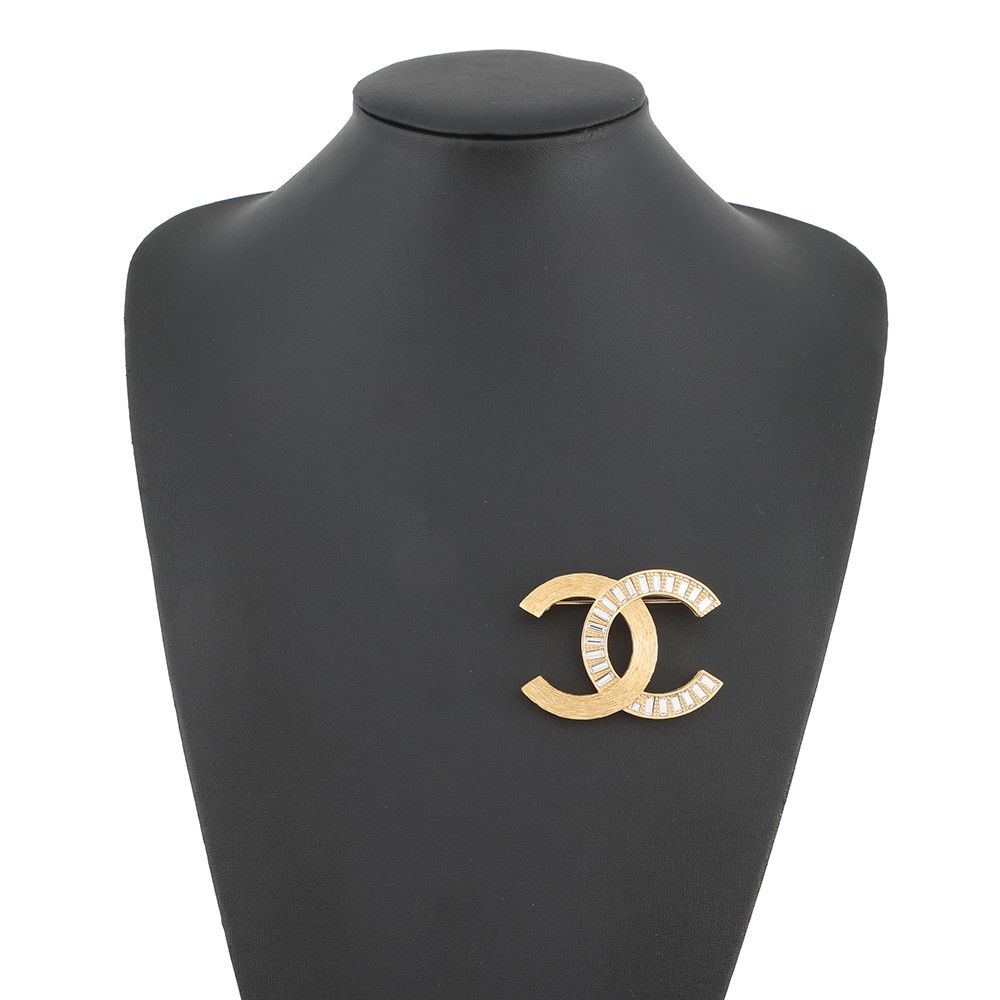 Chanel Brooch CC Logo Rhinestone — view 4