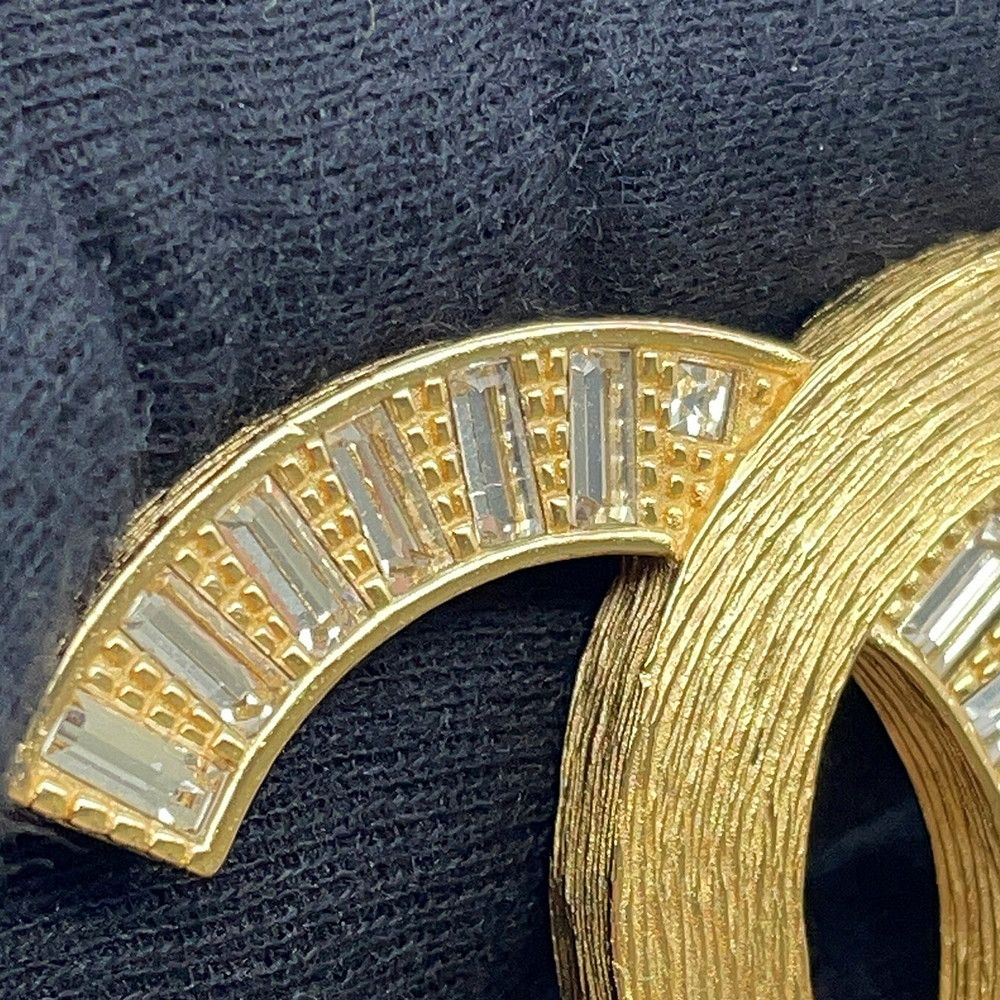 Chanel Brooch CC Logo Rhinestone — view 6