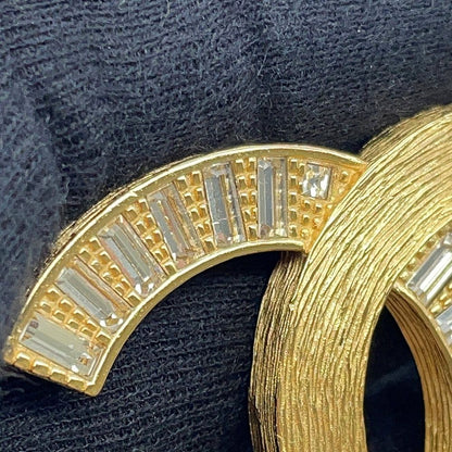 Chanel Brooch CC Logo Rhinestone — view 6