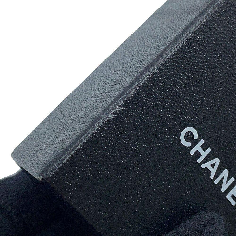 Chanel Brooch CC Logo Rhinestone — view 9