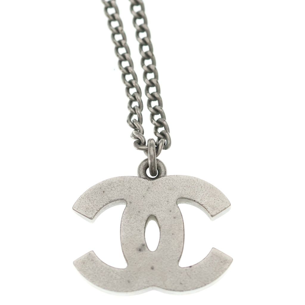 Chanel CC Logo Pendant Chain Silver Black White — view 5