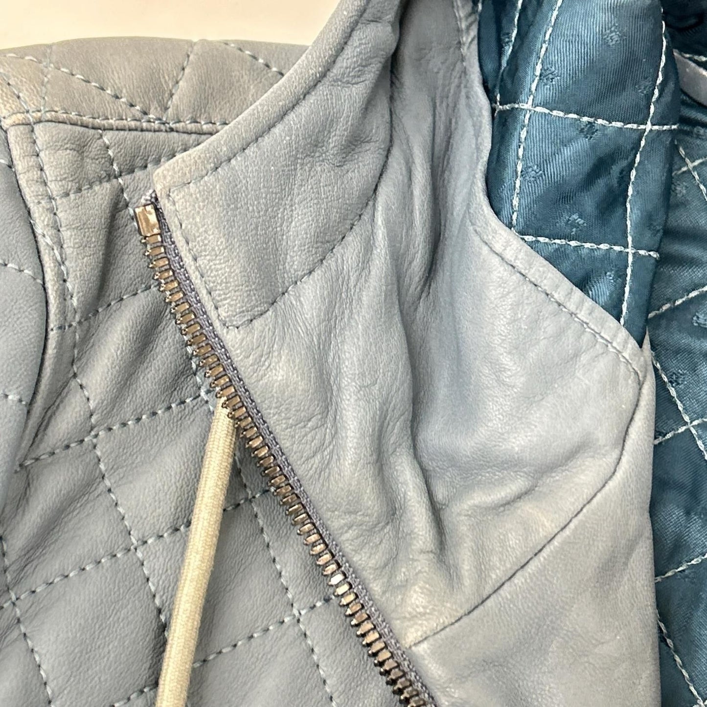Dolce & Gabbana Light Blue Lambskin Zip Up Hoodie 44 — view 8