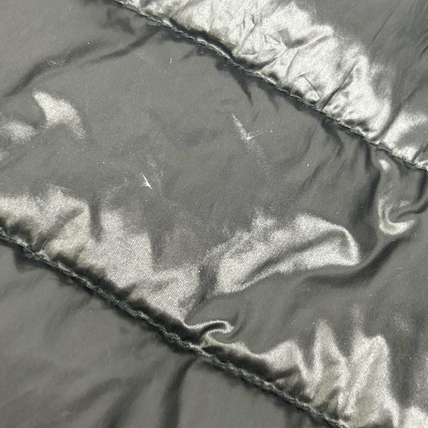Moncler Delon Down Jacket 00 — view 7