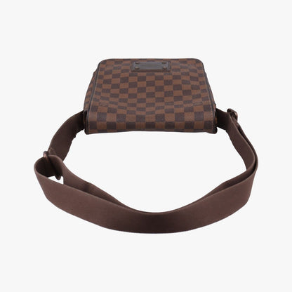 Louis Vuitton Brooklyn PM Evene Damier Canvas Messenger — view 8