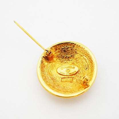 Chanel Brooch Vintage CC Logo Quilted Round — view 6
