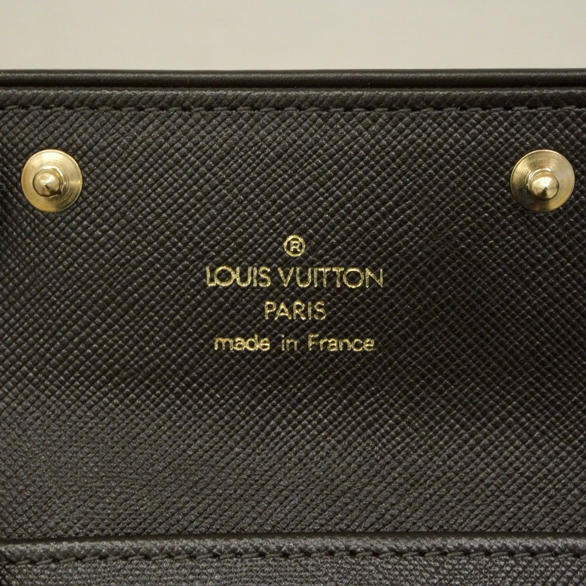 Louis Vuitton Key Case Monogram Mini Multicles 4 Khaki Key Holder — view 5