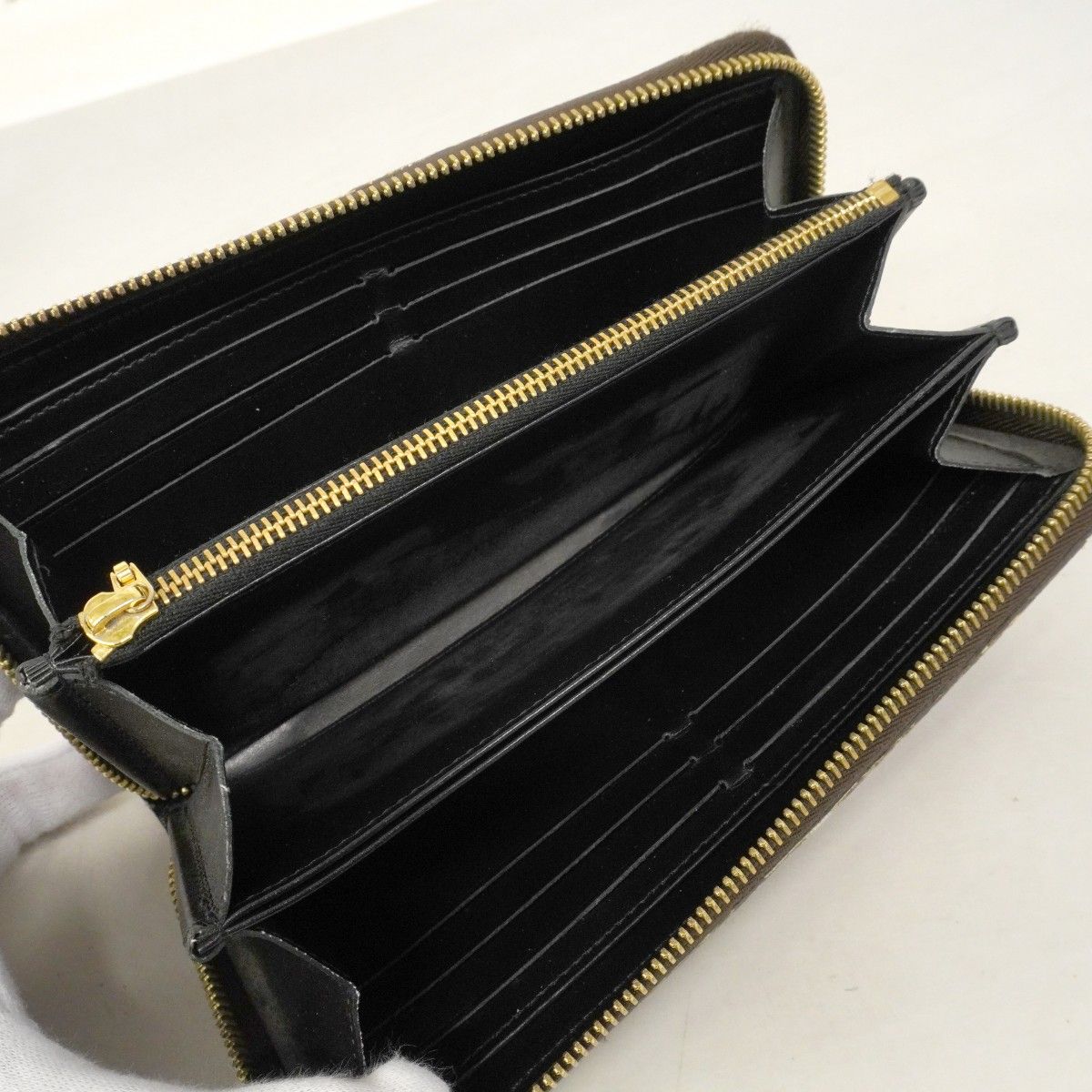 Louis Vuitton Wallet Monogram Trunk Time Zippy Brown — view 4