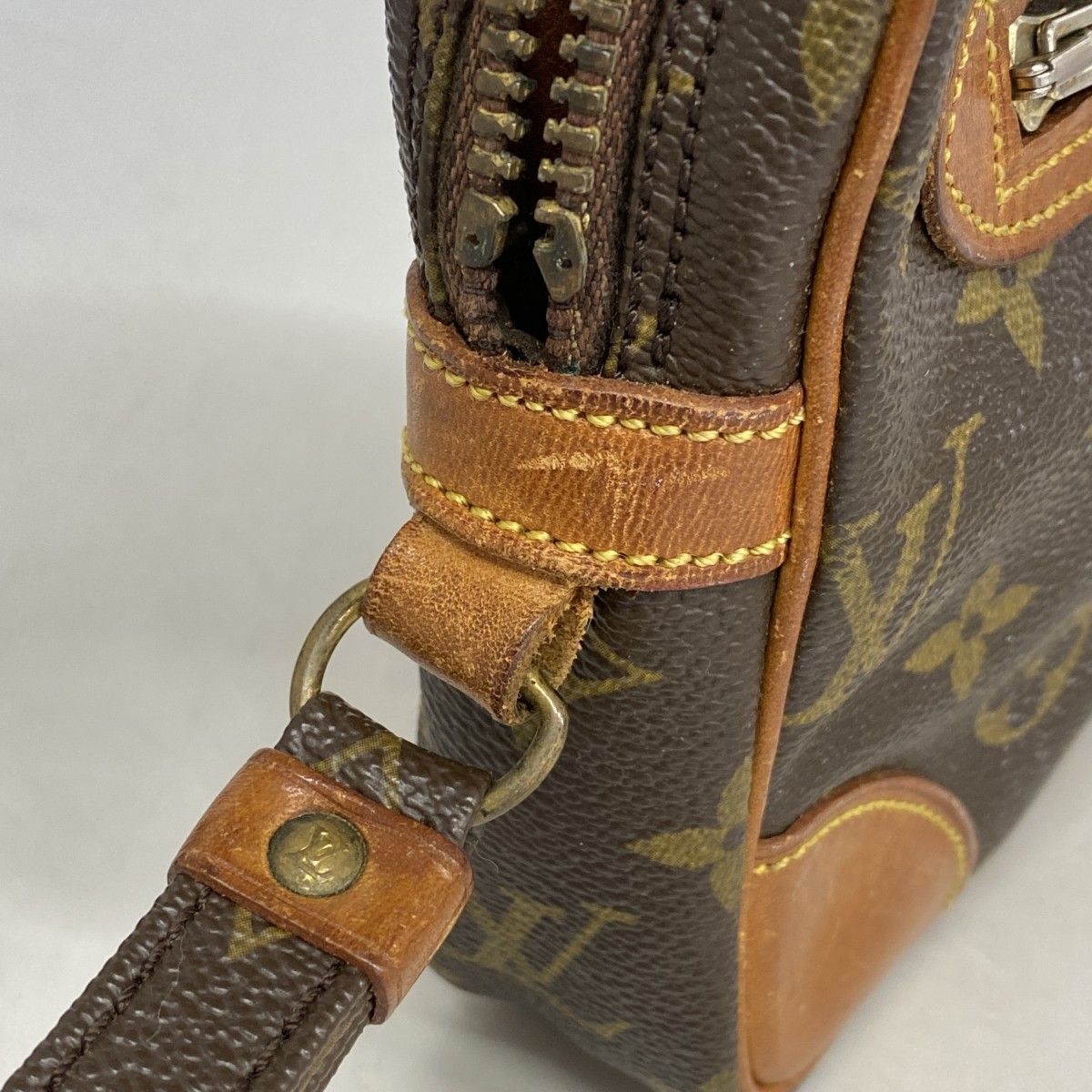 Louis Vuitton Clutch Monogram Marly Dragonne GM Brown — view 6