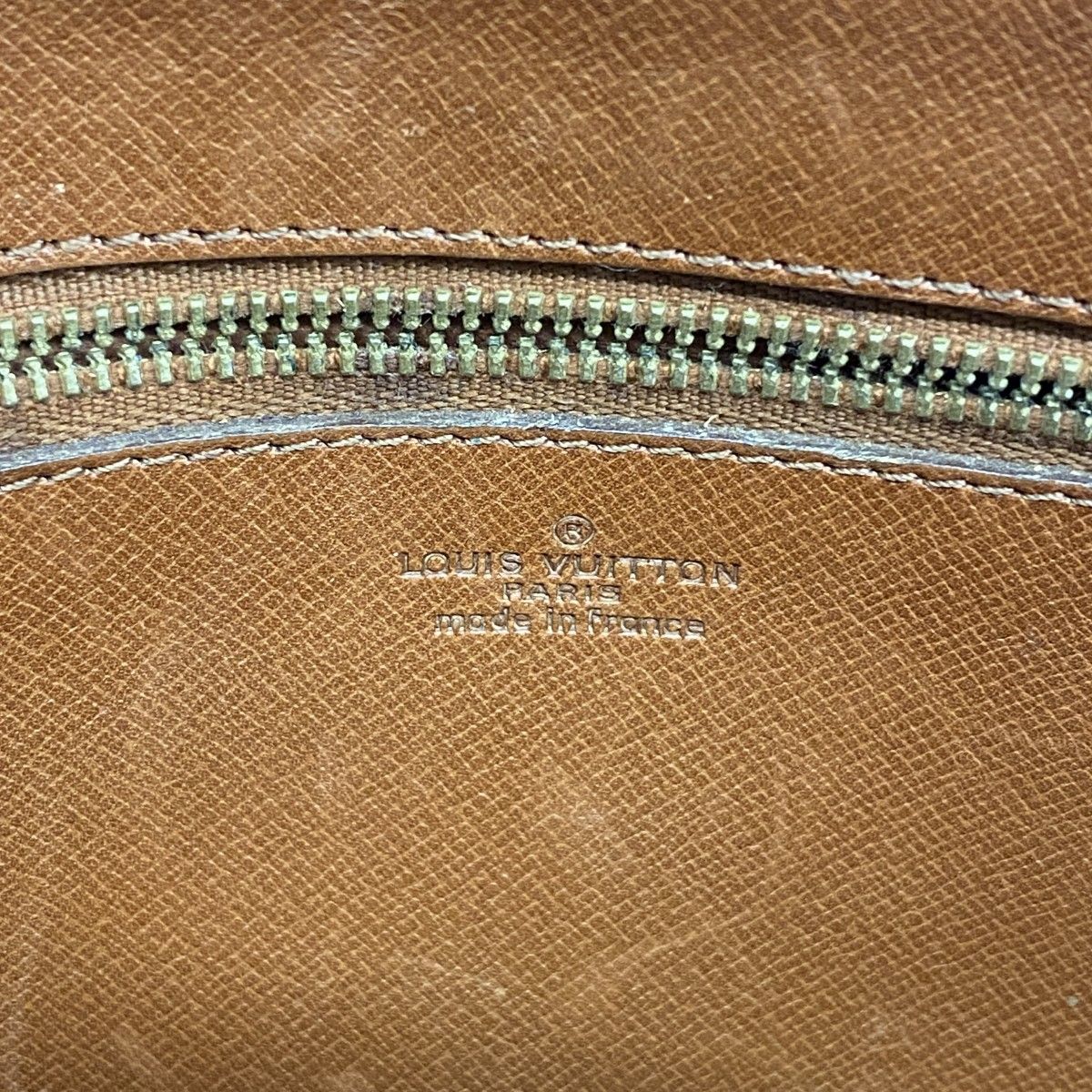 Louis Vuitton Clutch Monogram Marly Dragonne GM Brown — view 5