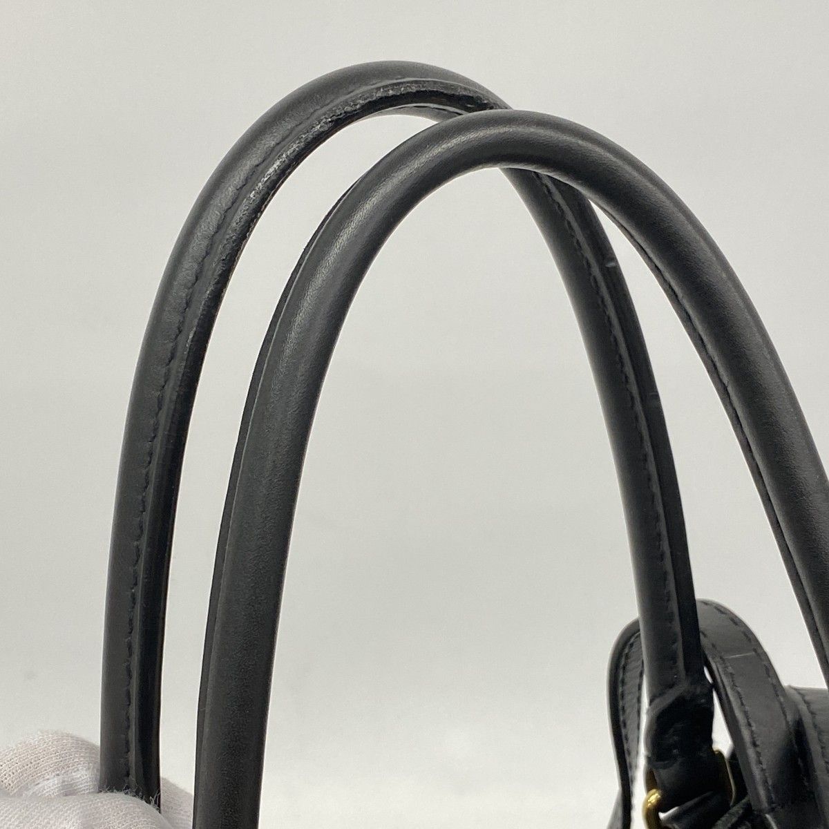 Louis Vuitton Tote Monogram Empreinte On The Go GM Noir 2-Way — view 9