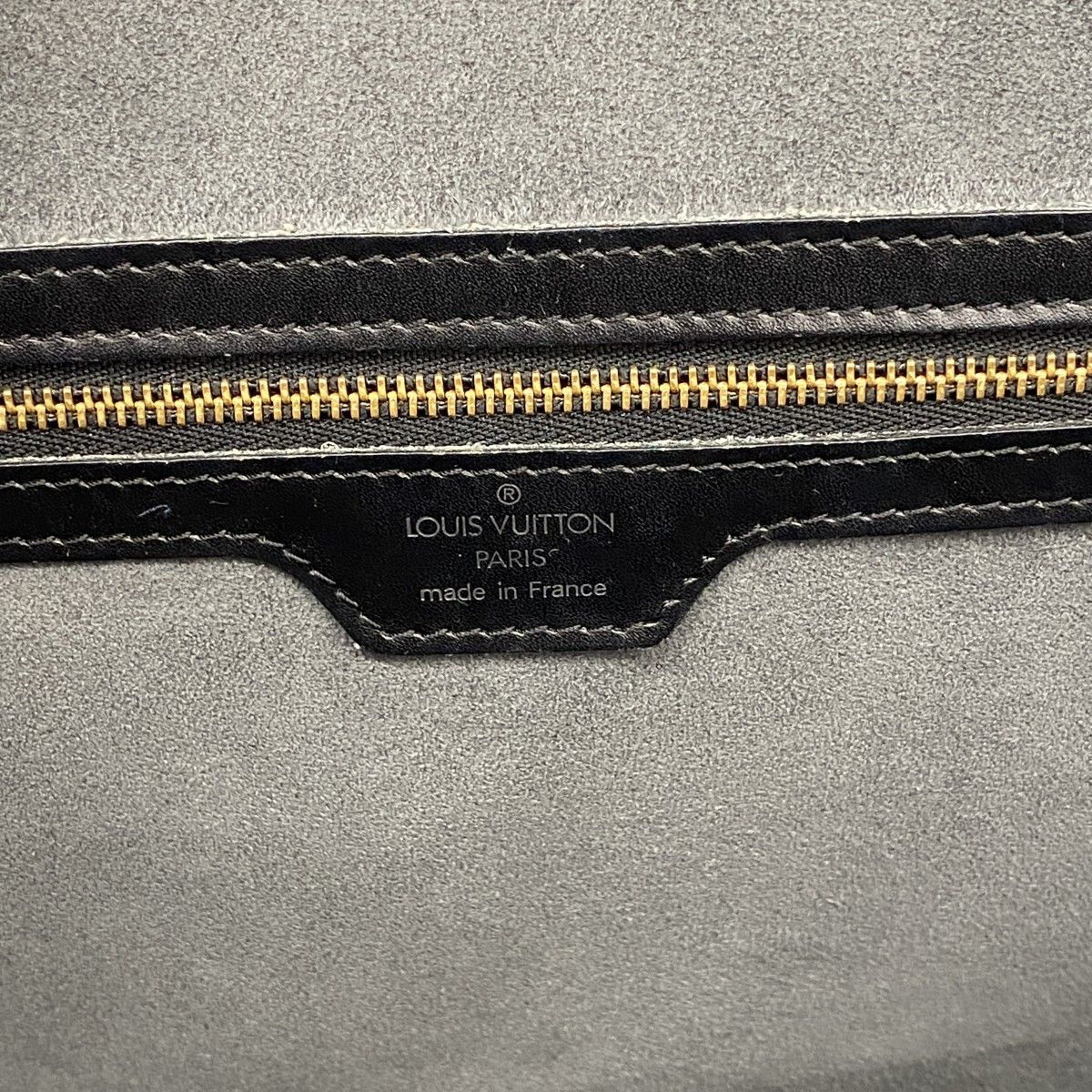 Louis Vuitton Shoulder Bag Epi Lussac Noir — view 5
