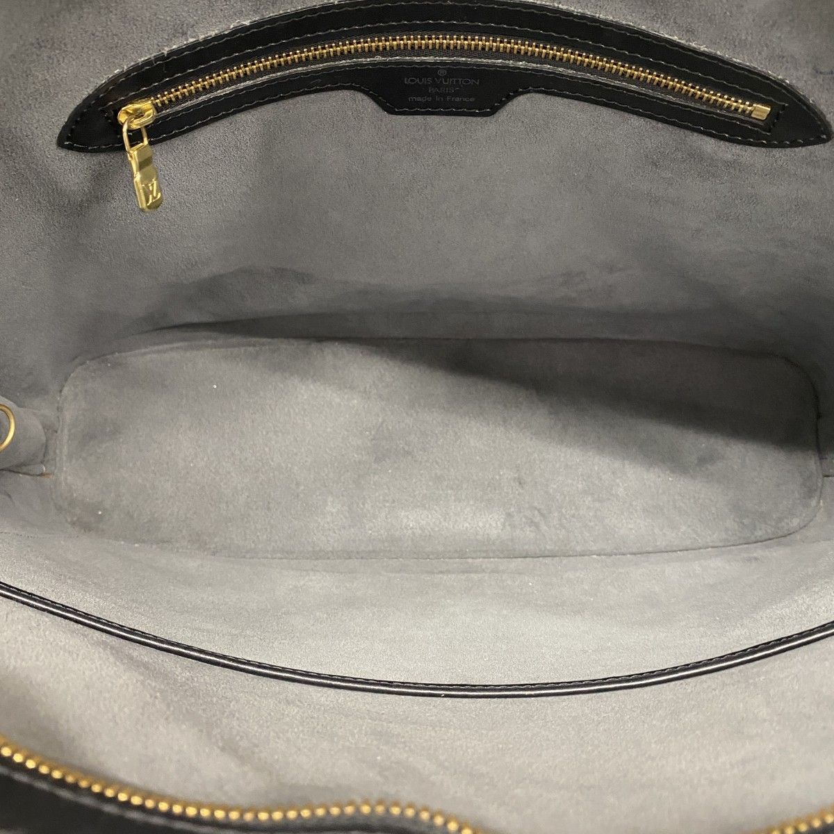 Louis Vuitton Shoulder Bag Epi Lussac Noir — view 4