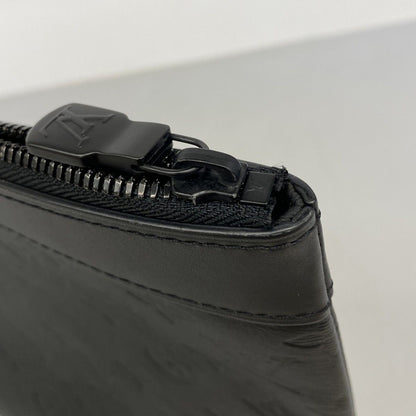 Louis Vuitton Clutch Monogram Shadow Pochette Discovery Black — view 8