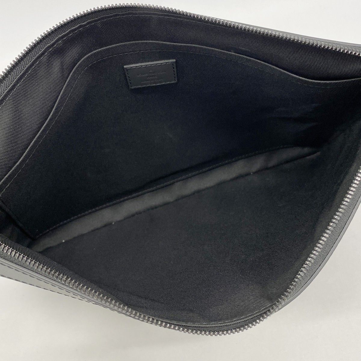 Louis Vuitton Clutch Monogram Shadow Pochette Discovery Black — view 4
